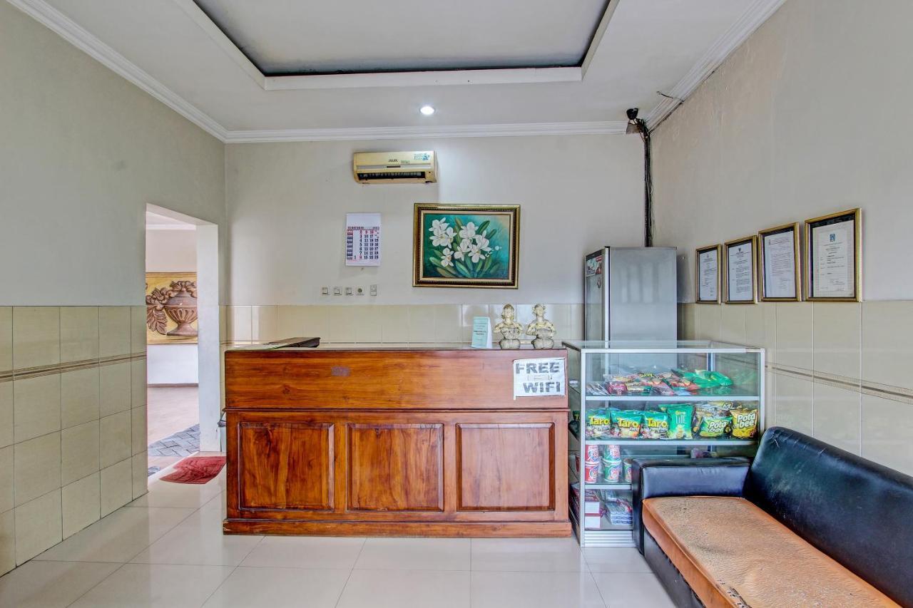 OYO 91785 Hotel Srikandi Kalasan Tanjungtirto Esterno foto
