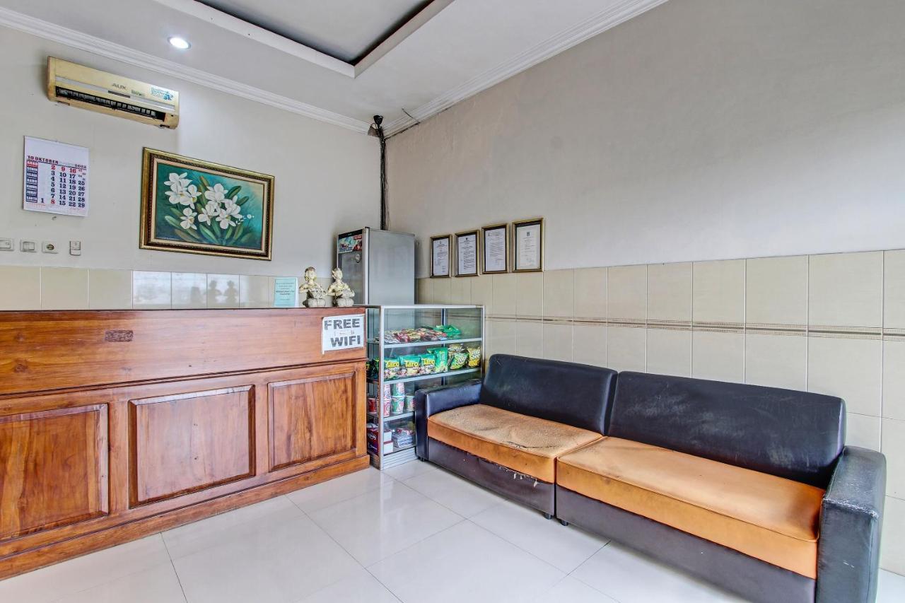 OYO 91785 Hotel Srikandi Kalasan Tanjungtirto Esterno foto