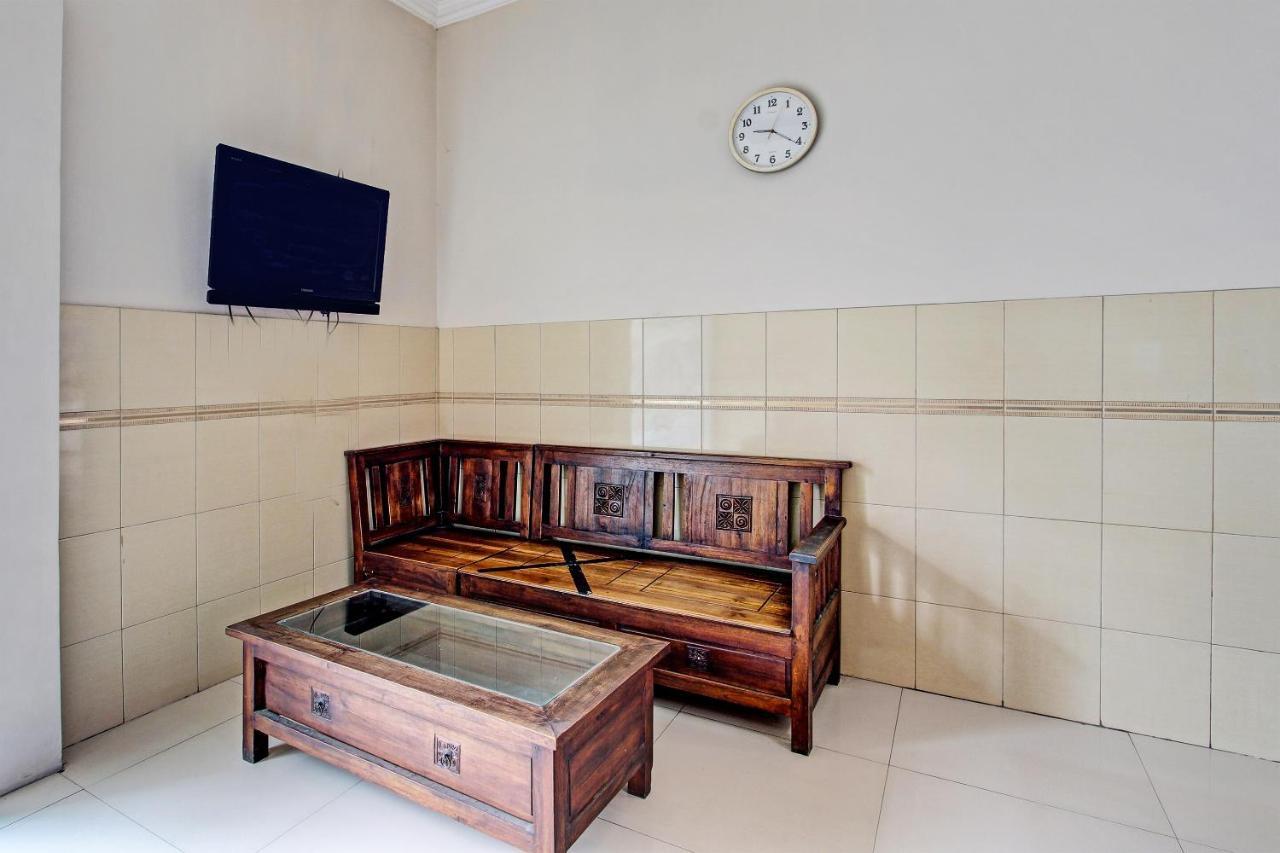OYO 91785 Hotel Srikandi Kalasan Tanjungtirto Esterno foto